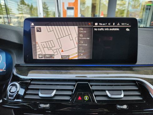 Used 2021 BMW 530i 530i w/ Convenience Package image 18