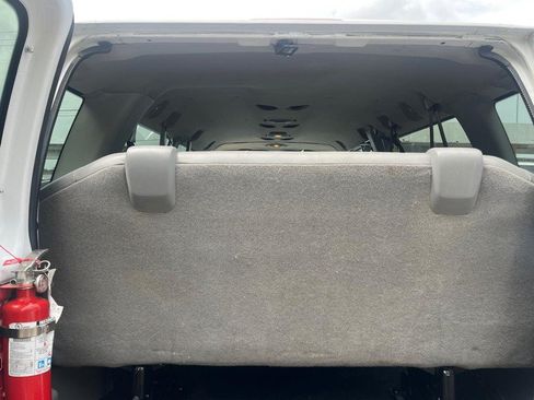 Used 2013 Ford E-350 and Econoline 350 XL w/ PWR Windows & Locks Group RWD image 10