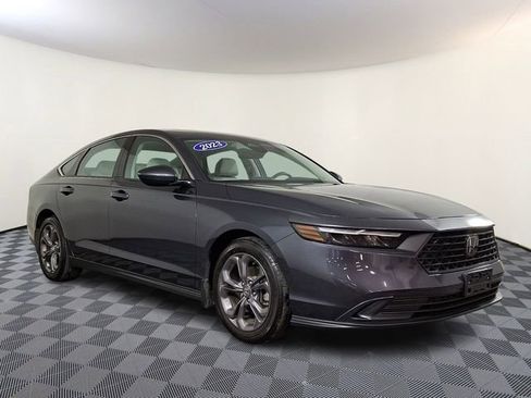 Used 2023 Honda Accord EX image 1