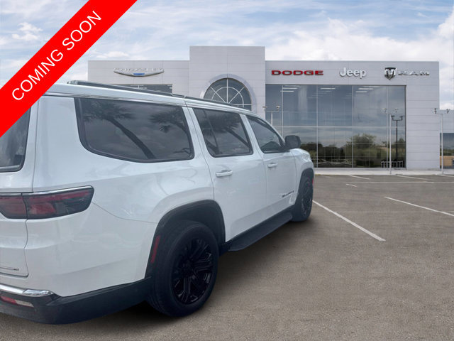 Certified 2023 Jeep Wagoneer Series II w/ Convenience Group I AWD/4WD image 5