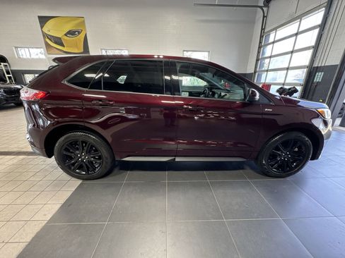 Used 2024 Ford Edge ST-Line w/ Class II Trailer Tow Package AWD/4WD image 42