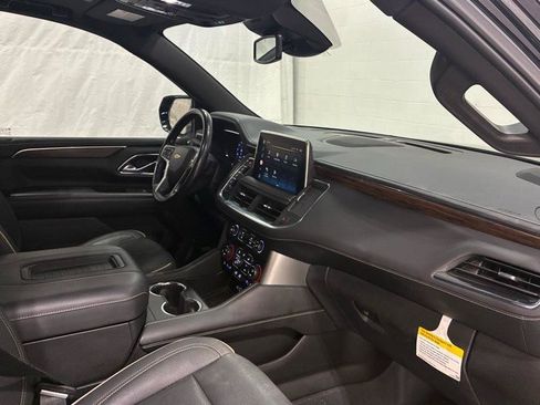 Used 2023 Chevrolet Suburban Premier RWD image 14