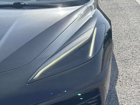 Used 2021 Chevrolet Corvette Stingray Preferred Cpe w/ Engine Appearance Package RWD image 12