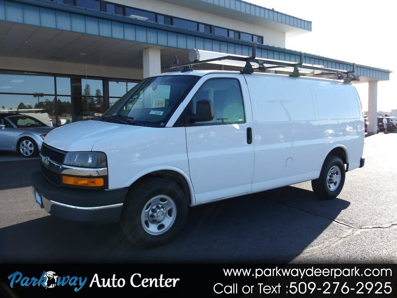 Used 2016 Chevrolet Express 3500 RWD image 1