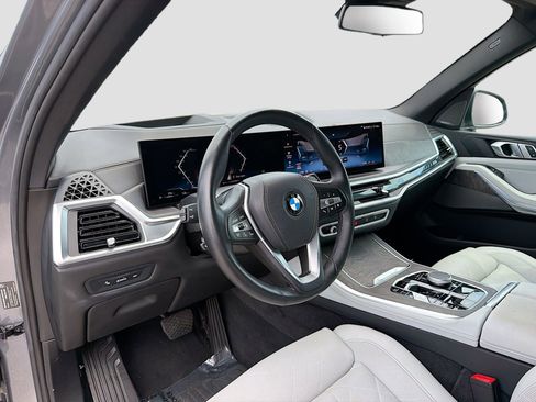 Used 2025 BMW X5 xDrive40i image 24