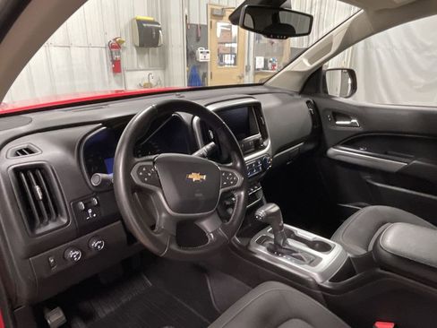 Used 2019 Chevrolet Colorado LT w/ Safety Package AWD/4WD image 10