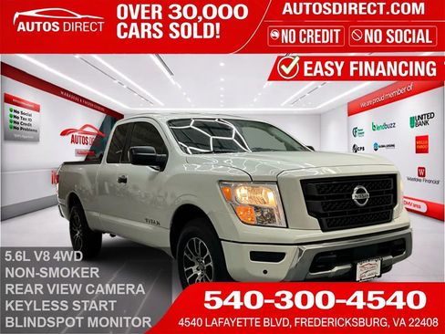 Used 2022 Nissan Titan SV AWD/4WD image 1