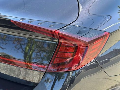 Used 2023 Hyundai Sonata SEL FWD image 11