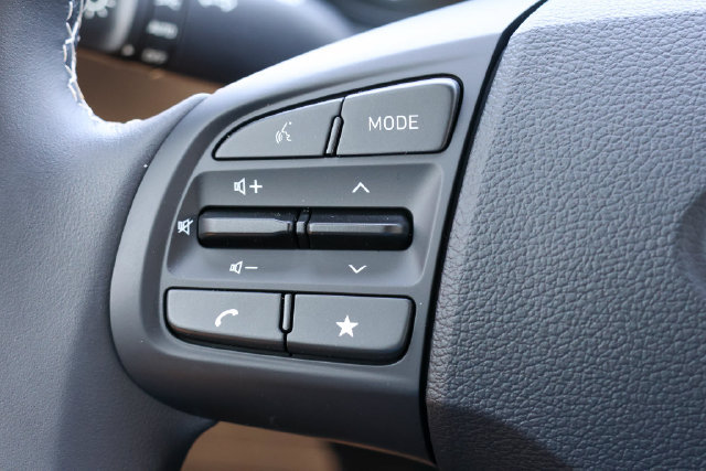 New 2026 Hyundai Venue SEL FWD image 22