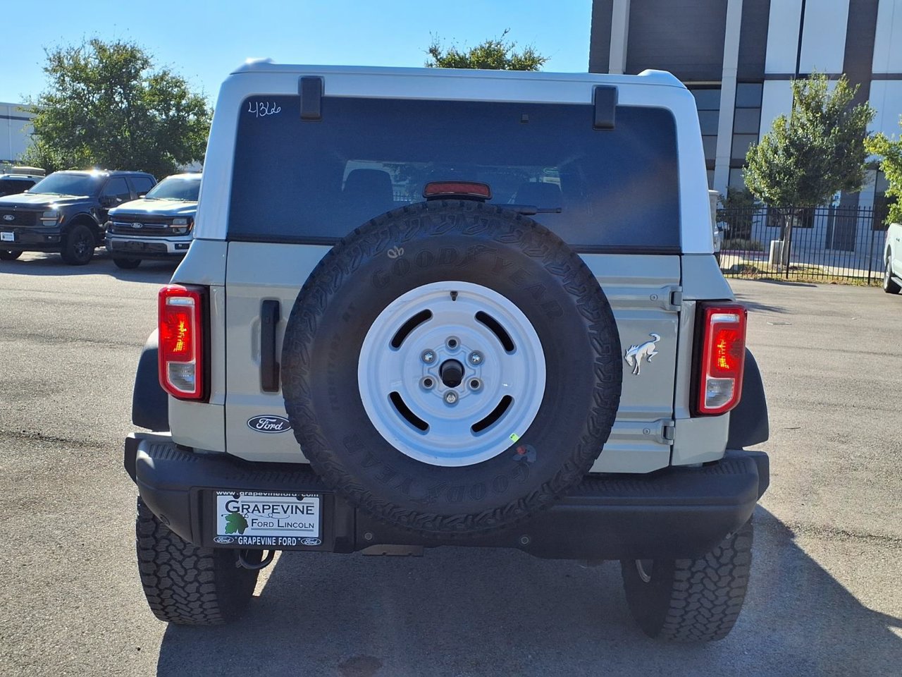 New 2026 Ford Bronco Heritage Edition AWD/4WD image 5