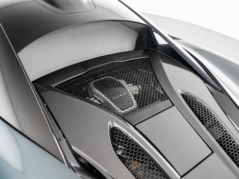Used 2020 McLaren 620R RWD image 43