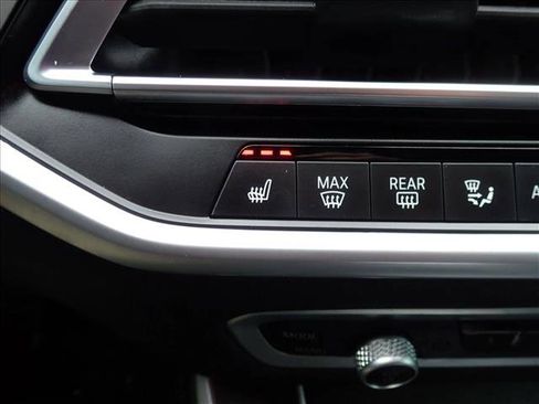 Used 2023 BMW X5 xDrive40i w/ Premium Package AWD/4WD image 19