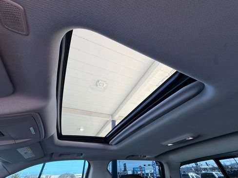 Used 2017 GMC Sierra 1500 SLT image 34