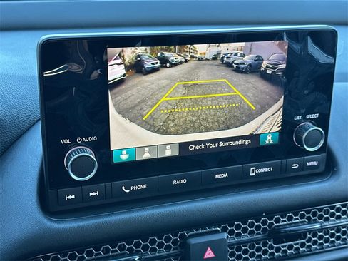 Used 2025 Honda HR-V Sport image 25