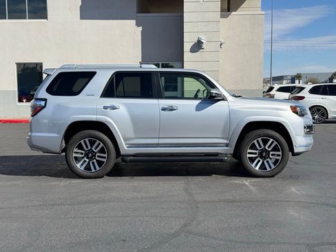 Used 2021 Toyota 4Runner Limited image 5