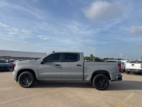Used 2025 Chevrolet Silverado 1500 Custom w/ LPO, Dark Essentials Package RWD image 12