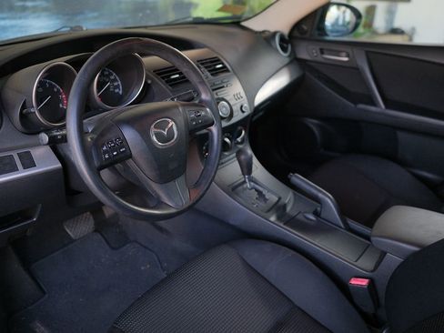 Used 2012 MAZDA MAZDA3 i Touring FWD image 12
