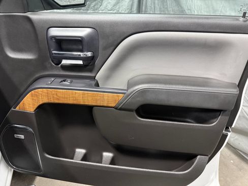 Used 2014 GMC Sierra 1500 SLT w/ SLT Crew Cab Value Package image 12