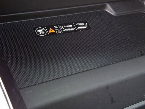 Used 2026 Chevrolet Suburban Z71 w/ Z71 Off-Road Package image 25