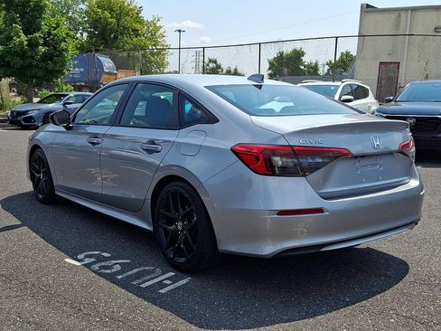 Used 2023 Honda Civic Sport image 4
