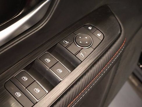 New 2026 Nissan Kicks SR w/ SR Premium Package FWD image 10