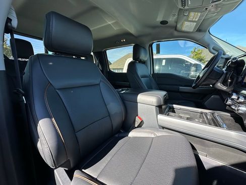 New 2026 Ford F350 Lariat w/ Black Appearance Package image 58
