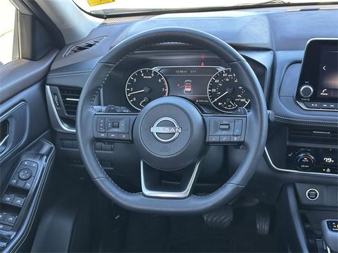 Certified 2023 Nissan Rogue SV w/ SV Premium B Package image 25