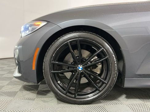 Used 2021 BMW 330i Sedan w/ M Sport Package image 9
