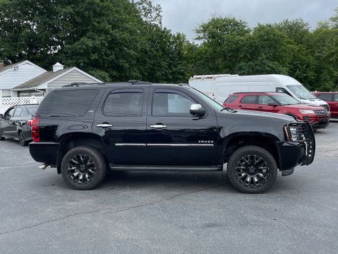 Used 2013 Chevrolet Tahoe LTZ AWD/4WD image 4