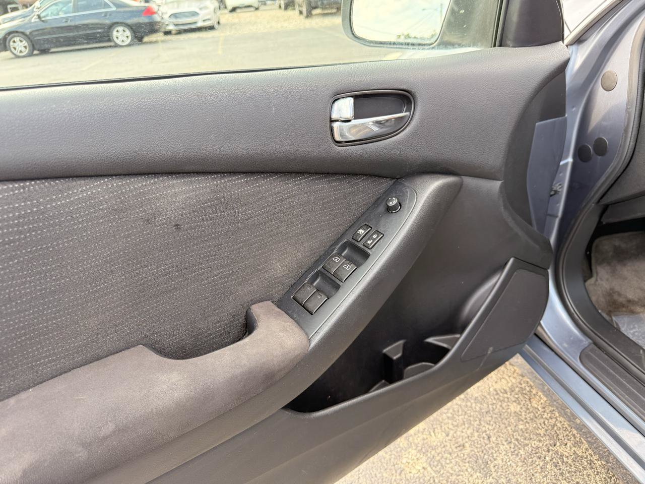 Used 2012 Nissan Altima 2.5 S w/ Value Pkg FWD image 9