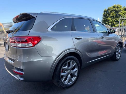 Used 2017 Kia Sorento SX FWD image 21
