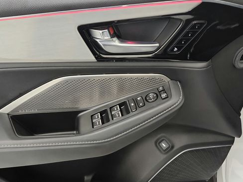 Used 2023 Acura MDX SH-AWD w/ Technology Package image 19