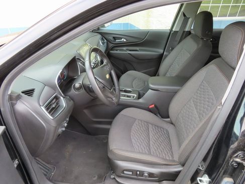 Used 2021 Chevrolet Equinox LT image 22