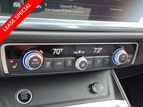Certified 2025 Audi Q3 2.0T Premium Plus w/ Premium Plus Package AWD/4WD image 22