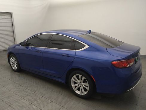 Used 2017 Chrysler 200 Limited Platinum FWD image 3