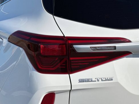 Used 2022 Kia Seltos Nightfall Edition AWD/4WD image 33