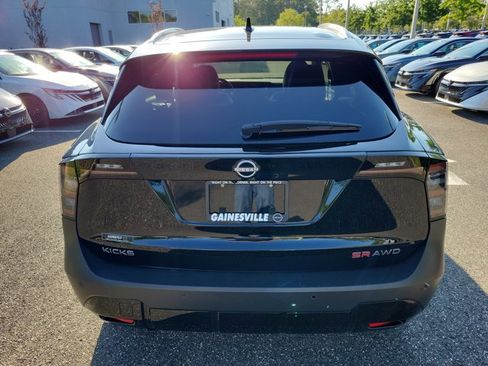 Used 2025 Nissan Kicks SR AWD/4WD image 8