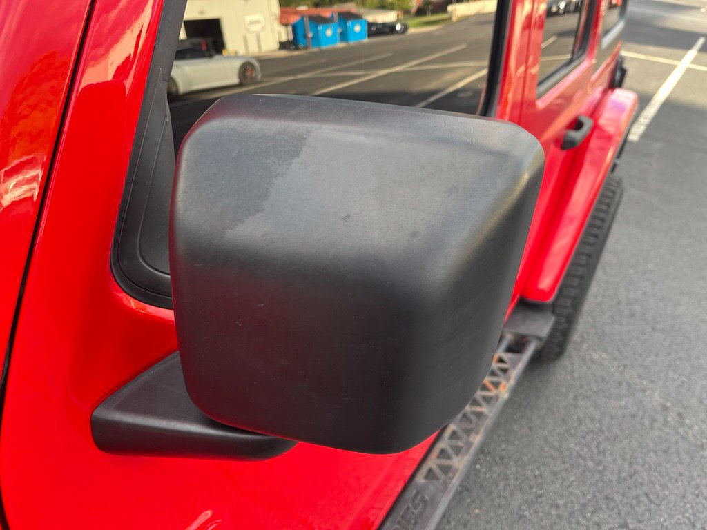 Used 2018 Jeep Wrangler Unlimited Rubicon AWD/4WD image 16
