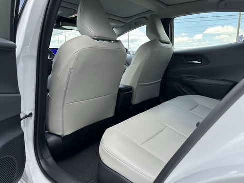 Used 2024 Toyota Prius Limited FWD image 19