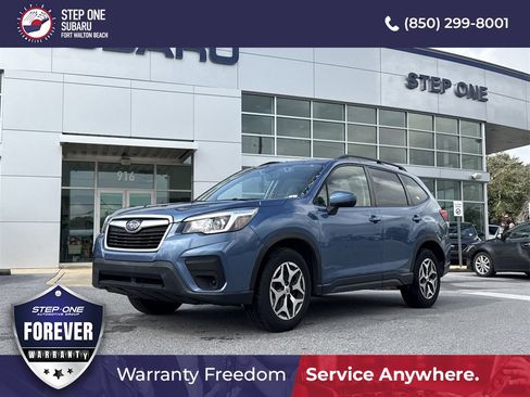 Used 2020 Subaru Forester Premium image 1