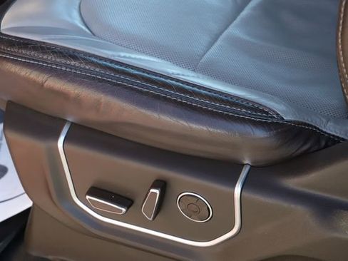 Used 2020 Ford F150 Limited w/ Trailer Tow Package image 18