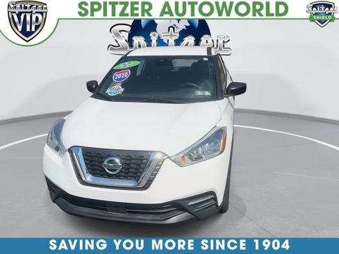 Used 2020 Nissan Kicks S image 3