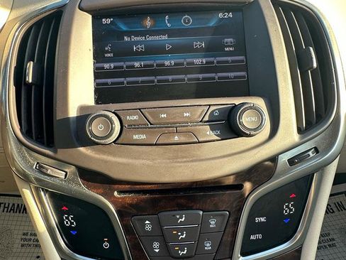 Used 2014 Buick LaCrosse image 25