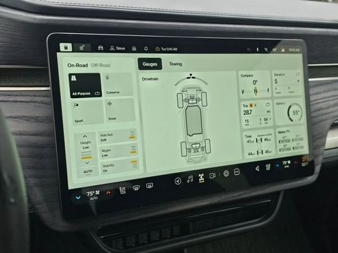 Used 2023 Rivian R1T Adventure image 35