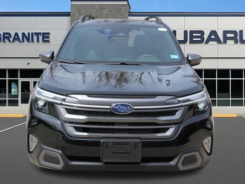 Certified 2025 Subaru Forester Limited AWD/4WD image 5