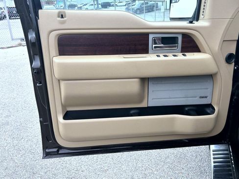 Used 2014 Ford F150 King Ranch w/ King Ranch Luxury Package AWD/4WD image 9