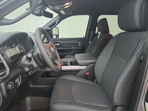 New 2026 RAM 2500 Big Horn AWD/4WD image 18