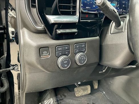 Used 2024 Chevrolet Silverado 2500 High Country w/ High Country Premium Package image 26