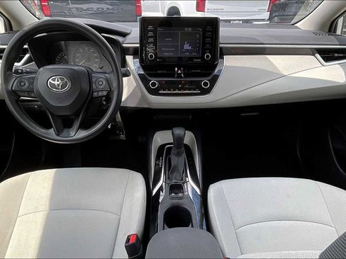 Used 2022 Toyota Corolla L image 14