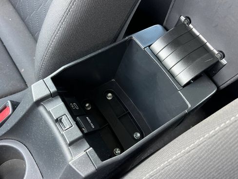 Used 2023 Toyota Corolla LE FWD image 30